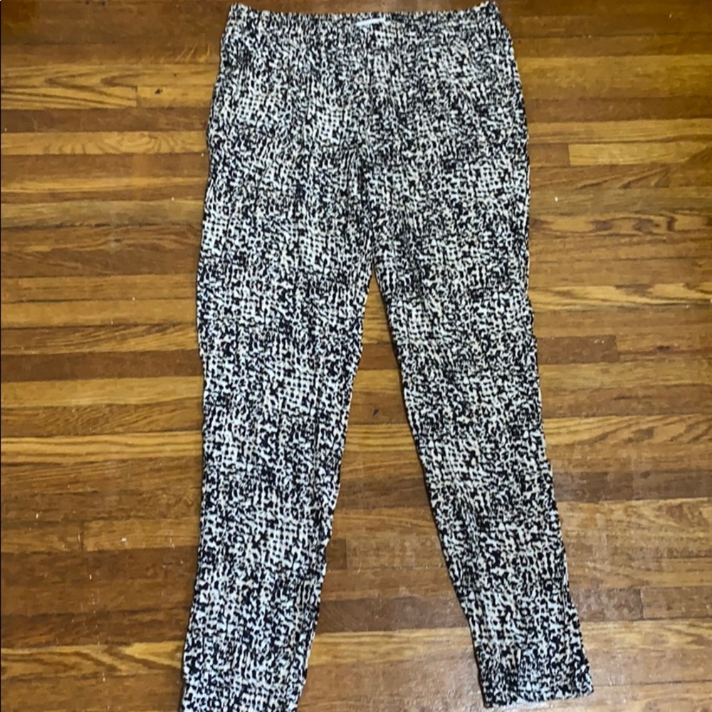 3 for $25 NEW YORK & COMPANY leopard jogger